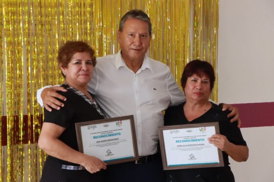 Reconocen trayectoria de terapeutas en la UBR de Nueva Rosita