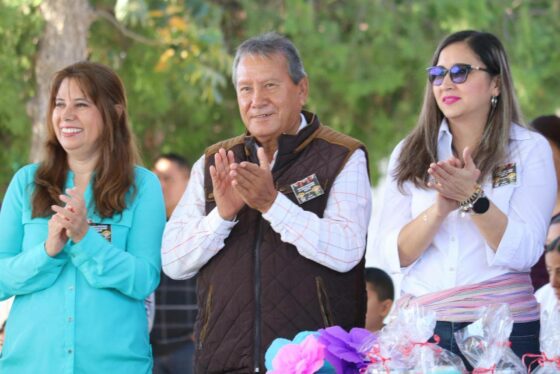 Óscar Ríos Ramírez celebra nuestras tradiciones en el ensombreramiento de “La Adelita” y “El Juan”