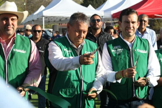 Agradece Óscar Ríos Ramírez al gobernador Manolo Jiménez Salinas por obras educativas y deportivas