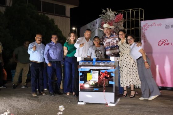 Celebra San Juan de Sabinas día de las madres con gran festejo
