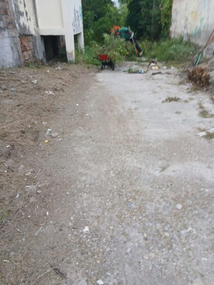 Avanzan trabajos de limpieza y mantenimiento en el arroyo de la calle Emilio Carranza