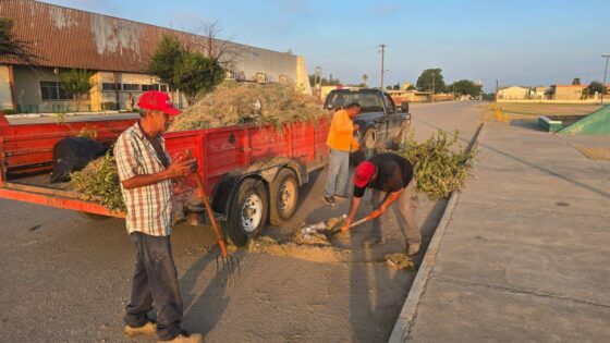 Intensifican labores de limpieza sobre el Boulevard Simón Bolívar