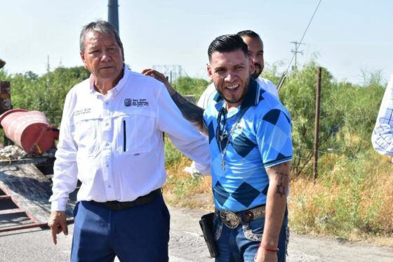Mantienen labores de bacheo en la Carretera Estatal 20 y limpieza en la Villa de San Juan de Sabinas